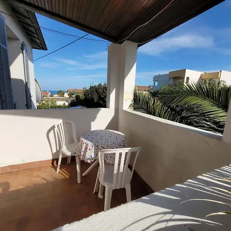 Villa Villa La Desiree ,Haut De Villa, Refait A Neuf , 4 Etoiles, Climatise, Parking Prive Et 120M2 De Jardin